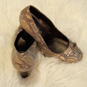 Rose Petals Snake Skin Heels. New.